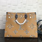 LV OnTheGo Monogram LVM44571 Size 41x34x19cm - 6