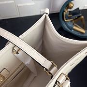 LV OnTheGo Monogram M45495 Size 34x26x13cm - 6