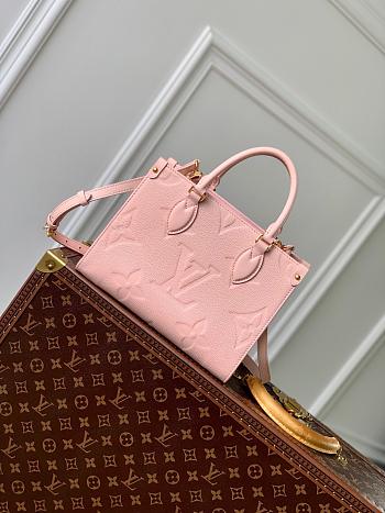 LV OnTheGo Monogram M45653 Size 25x19x11cm