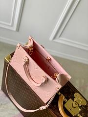 LV OnTheGo Monogram M45653 Size 25x19x11cm - 4