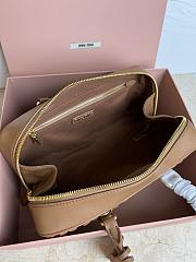 Miu Miu Matelasse Brown Pattern 5BB148 Size 27x12x9cm - 2