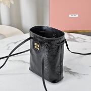 MiuMiu Naplak Patent Leather Pouch Palisander Black Size 23x13x7cm - 2