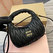 Miumiu Wander Matelasse Black Size 23x13x7cm - 2