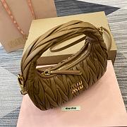 Miumiu Wander Matelasse Brown Size 23x13x7cm - 5