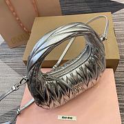 Miumiu Wander Matelasse Silver Size 23x13x7cm - 5