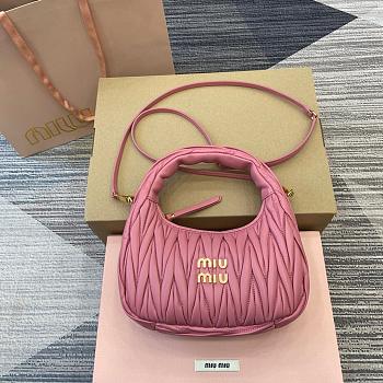 Miumiu Wander Matelasse Pink Size 23x13x7cm