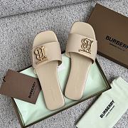 Burberry Square Toe Logo Cream Slippers - 6
