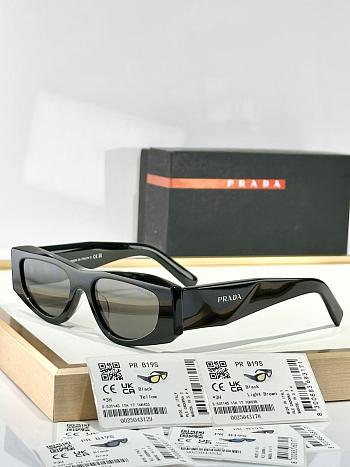 Prada Sunglasses OPR B19S-04