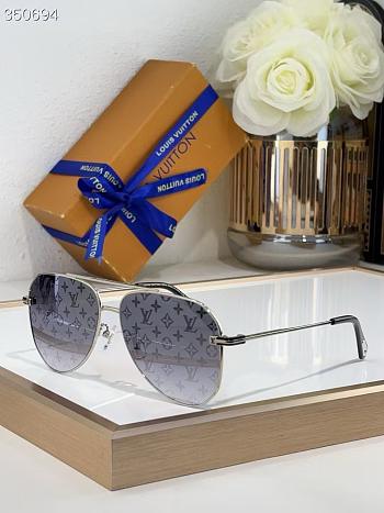 Louis Vuitton Sunglasses  Z 1308-01