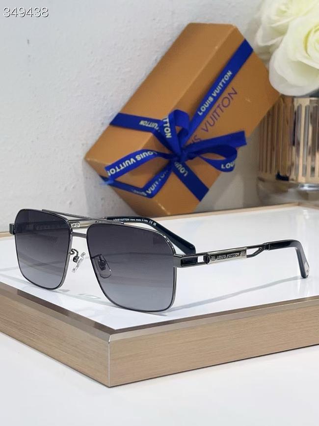Louis Vuitton Sunglasses  Z 1303-01 - 1