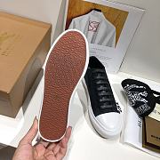 Burberry Logo Print Two-Tone Cotton Black Gabardine - 3