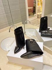 Givenchy Shark Lock Ankle Boots in Leather Black - 4