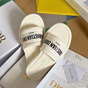 Dior Every-D Slide White Embossed Lambskin KCQ861LBO_S03W - 5