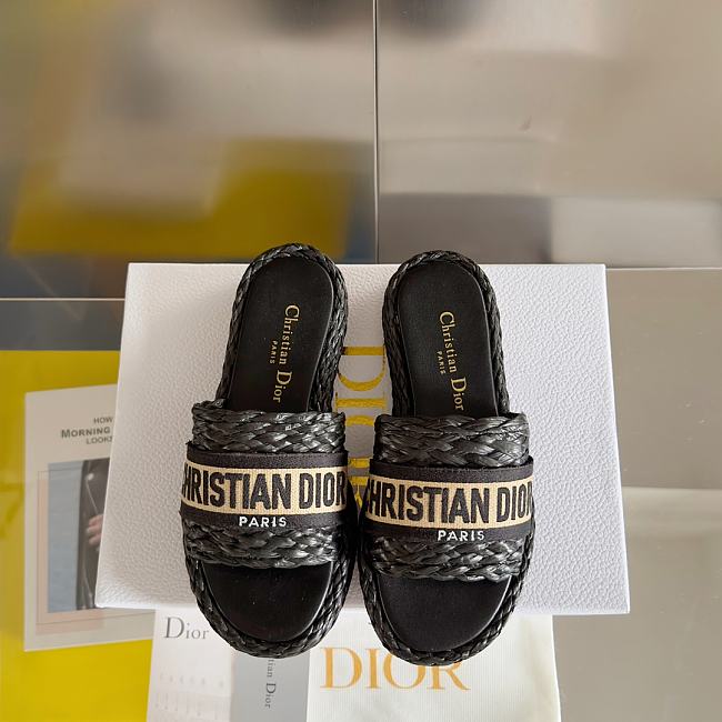 Dior Dway Slide Black Raffia and Embroidered Cotton KCQ844ECJ_S900 - 1