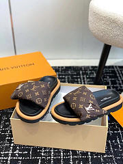 Louis Vuitton Pool Pillow Flat Comfort Mule 1ABGIR - 2
