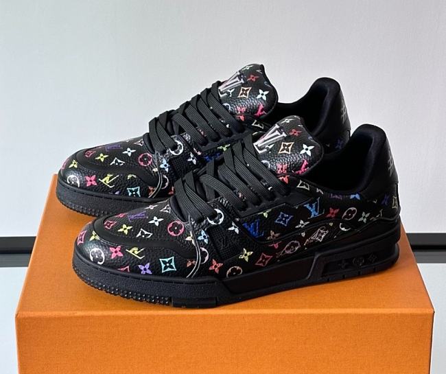 LV Trainer LV x TM Sports Shoes Black 1AHEKI - 1