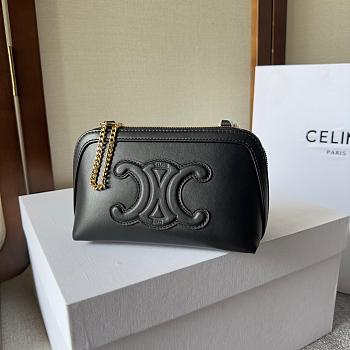 Celine Clutch on Chain Cuir Triomphe in Black Size 16×11×8cm