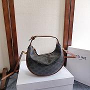 Celine Lulu In Supple Grained Calfskin Pattern Size 21x24x5cm - 4