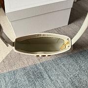 Celine Tilly Bag in Shiny Calfskin Rice Size 22x13x4cm - 2