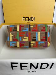 Fendi Super Premium Red Crossbody Bag 26x13x6CM - 4
