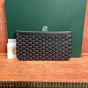 Goyard Sainte-Marie Clutch in Black Size 29CM - 4