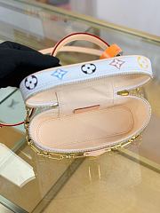 LV x TM VANITY CHAIN POUCH Size 19x11x6CM - 5