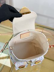 LV x TM Venice White Bag Size 26x24x7CM - 5