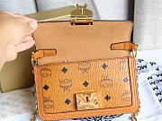 MCM Brown Bag 36123118 Size 18x5x11cm - 2