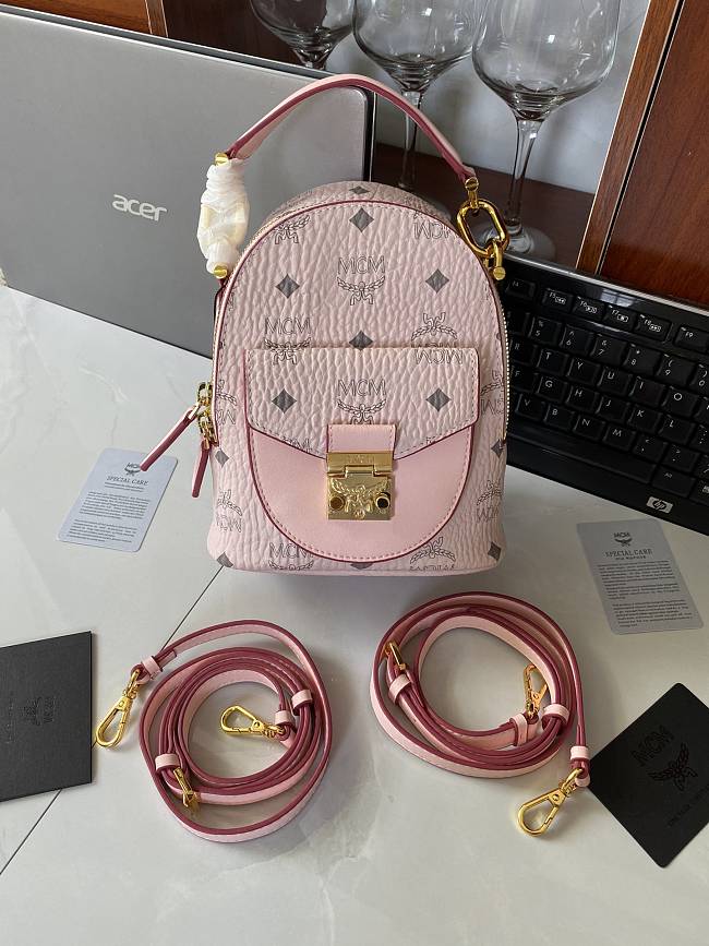 MCM Pink Bag 39123125 Size 21x17x9CM - 1