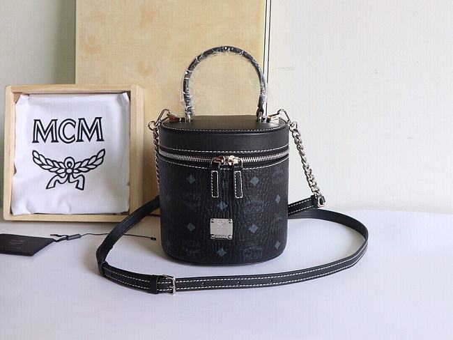 MCM Black Bag 47123188 Size 16x14x16cm - 1