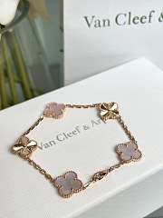 Van Cleef & Arpels Pink 5 Flowered Bracelet - 2