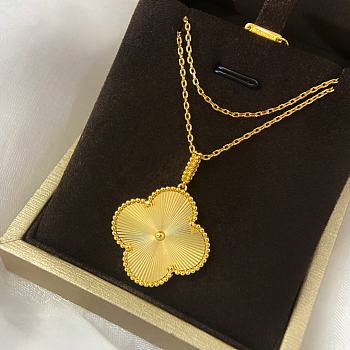 Van Cleef & Arpels Classic Large Flower 4-Leaf Clover
