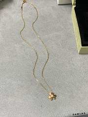 Van Cleef & Arpels Mini Light Gold Clover Necklace 03 - 1