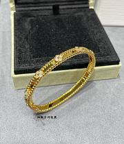 Van Cleef & Arpels Perlée Sweet Clovers Bracelet Gold - 1