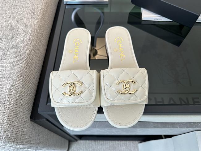 Chanel White CC Logo Turnlock Mules Slides - 1
