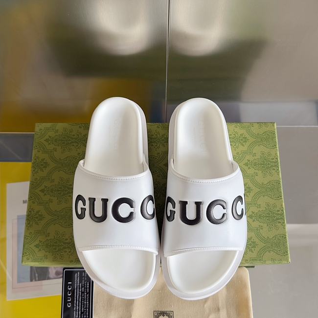 Gucci Interlocking G Slide White - 1