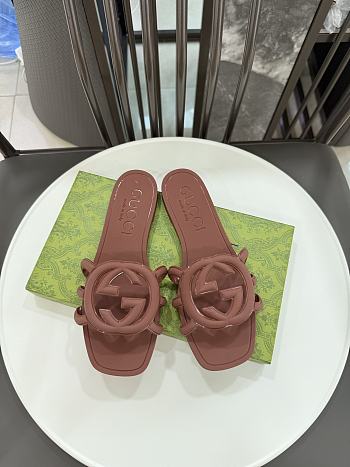 Gucci Interlocking G Slide Sandal Brown