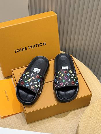 LV  Print Pool Slide Black Colorfull