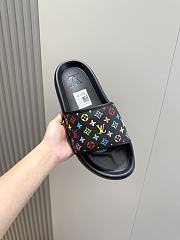 LV  Print Pool Slide Black Colorfull - 5