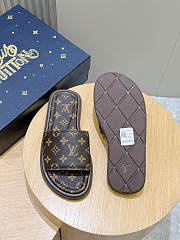 LV Monogram Pattern Sandal Brown - 3