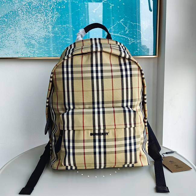 Burberry Backpack Bag Size 30x42x14CM - 1