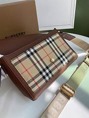 Burberry Note Crossbody Bag Brown Size 25x8x18CM - 3