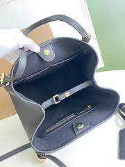 Burberry Striped Tote Black Bag Size 28x26CM - 4