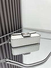 Fendi Baguette Mini Cuoio Romano White 20x5x13cm - 2
