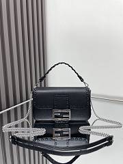 Fendi Baguette Mini Cuoio Romano Black 20x5x13cm - 1