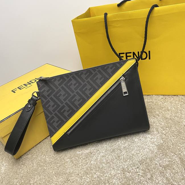 Fendi Black Cowhide Clutch Size 28x4x20cm - 1