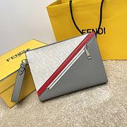 Fendi Grey Cowhide Clutch Size 28x4x20cm - 5