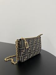 Fendi Cartera Baguette Marrón Size 20x3x13cm - 4