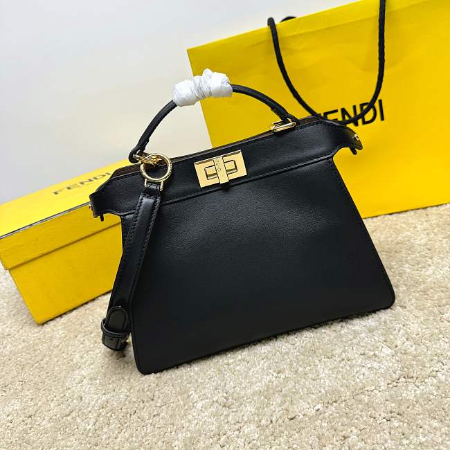 Fendi Peekaboo ISeeU Black Bag Size 27x11x21CM - 1