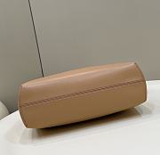 Fendi Pre-Owned First Clutch Brown Bag Size 23x10x18cm - 6
